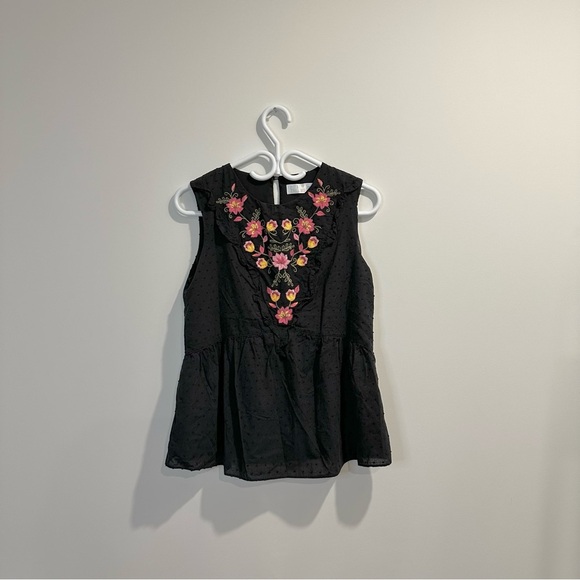 Time and Tru | women's small embroidered floral Sleeveless Top with polka dots - Picture 2 of 7